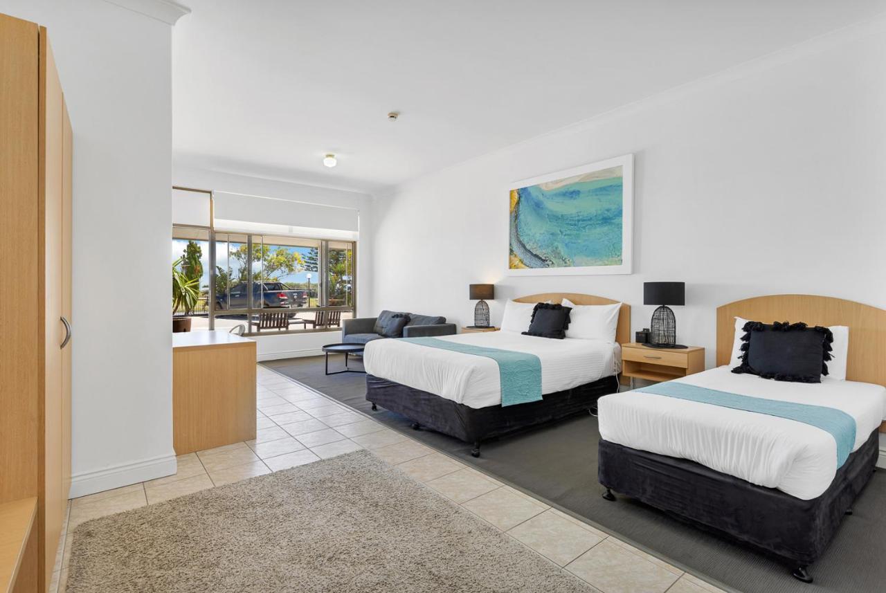 Coast Motel And Apartments Port Noarlunga Extérieur photo