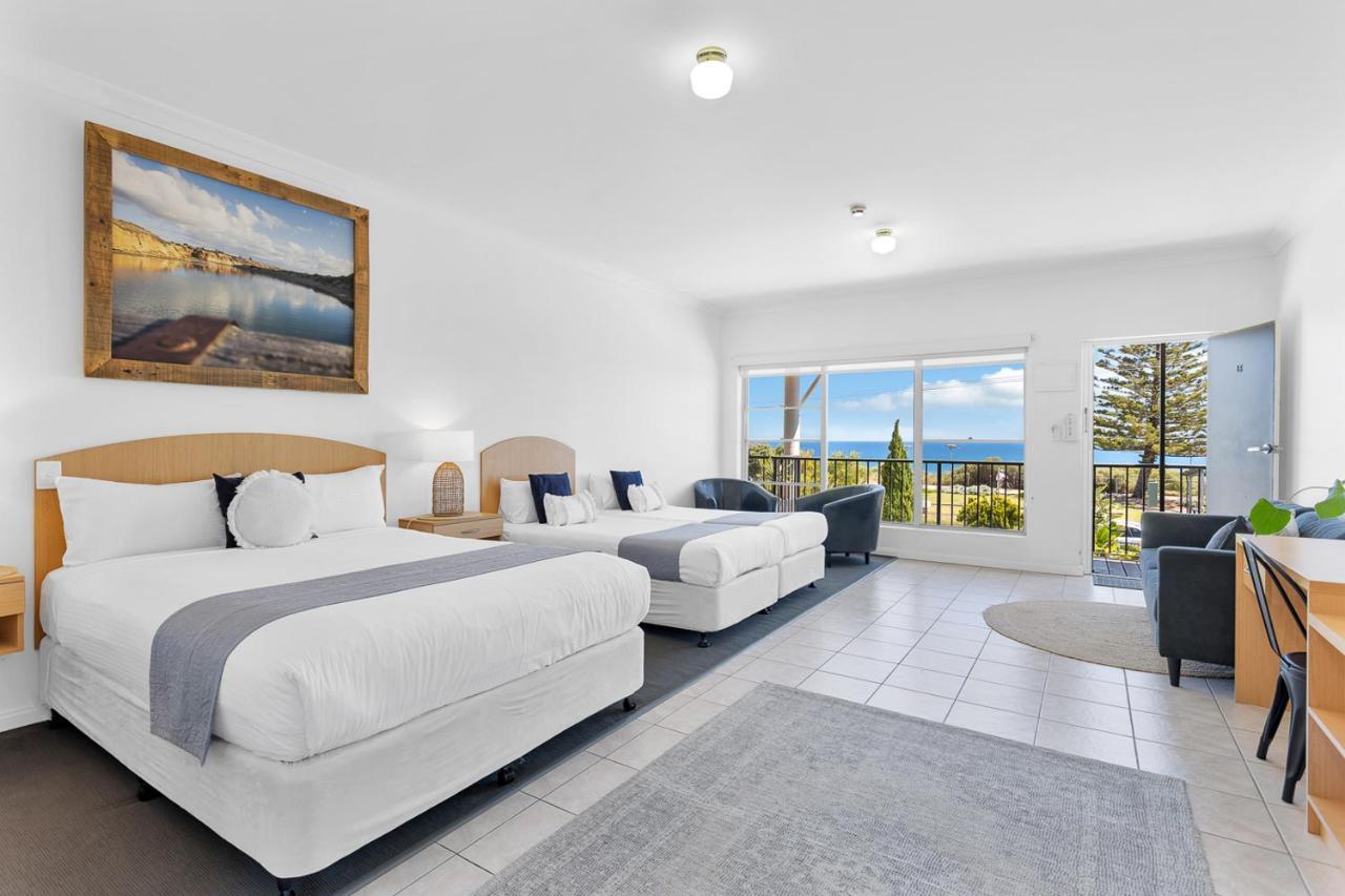 Coast Motel And Apartments Port Noarlunga Extérieur photo